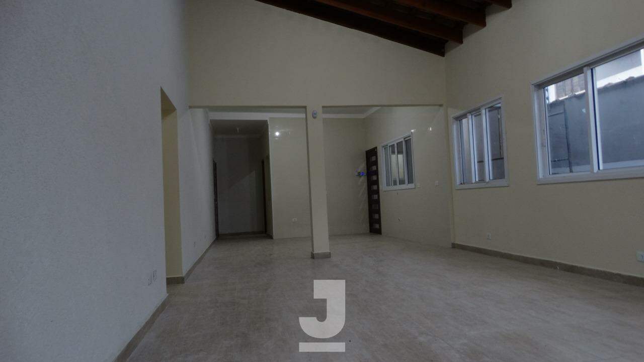 Casa à venda com 5 quartos, 146m² - Foto 3