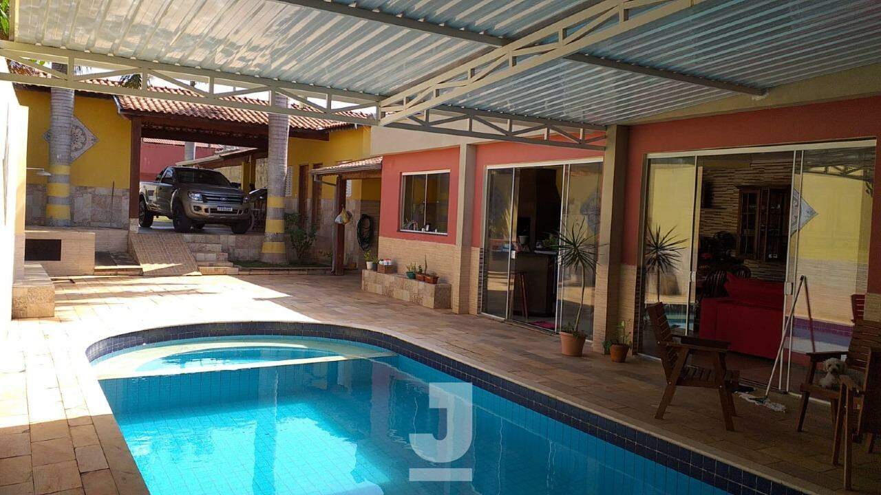 Casa à venda com 4 quartos, 250m² - Foto 23