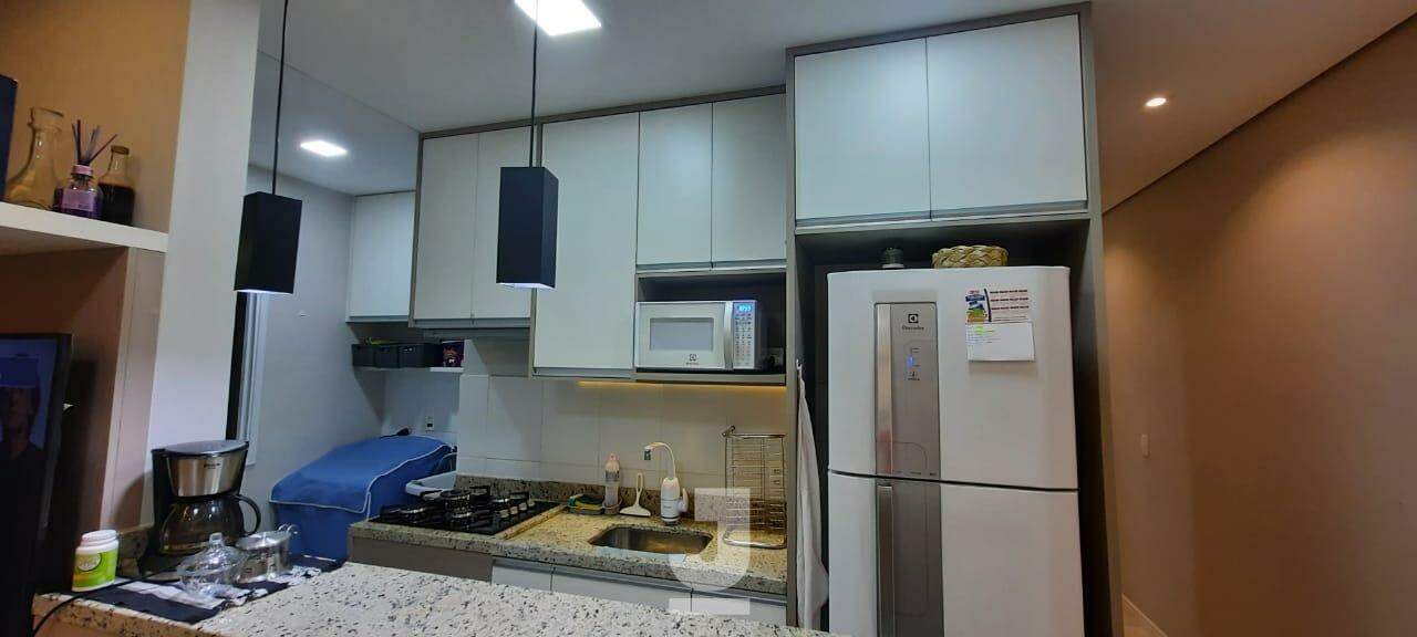 Apartamento à venda com 2 quartos, 53m² - Foto 1