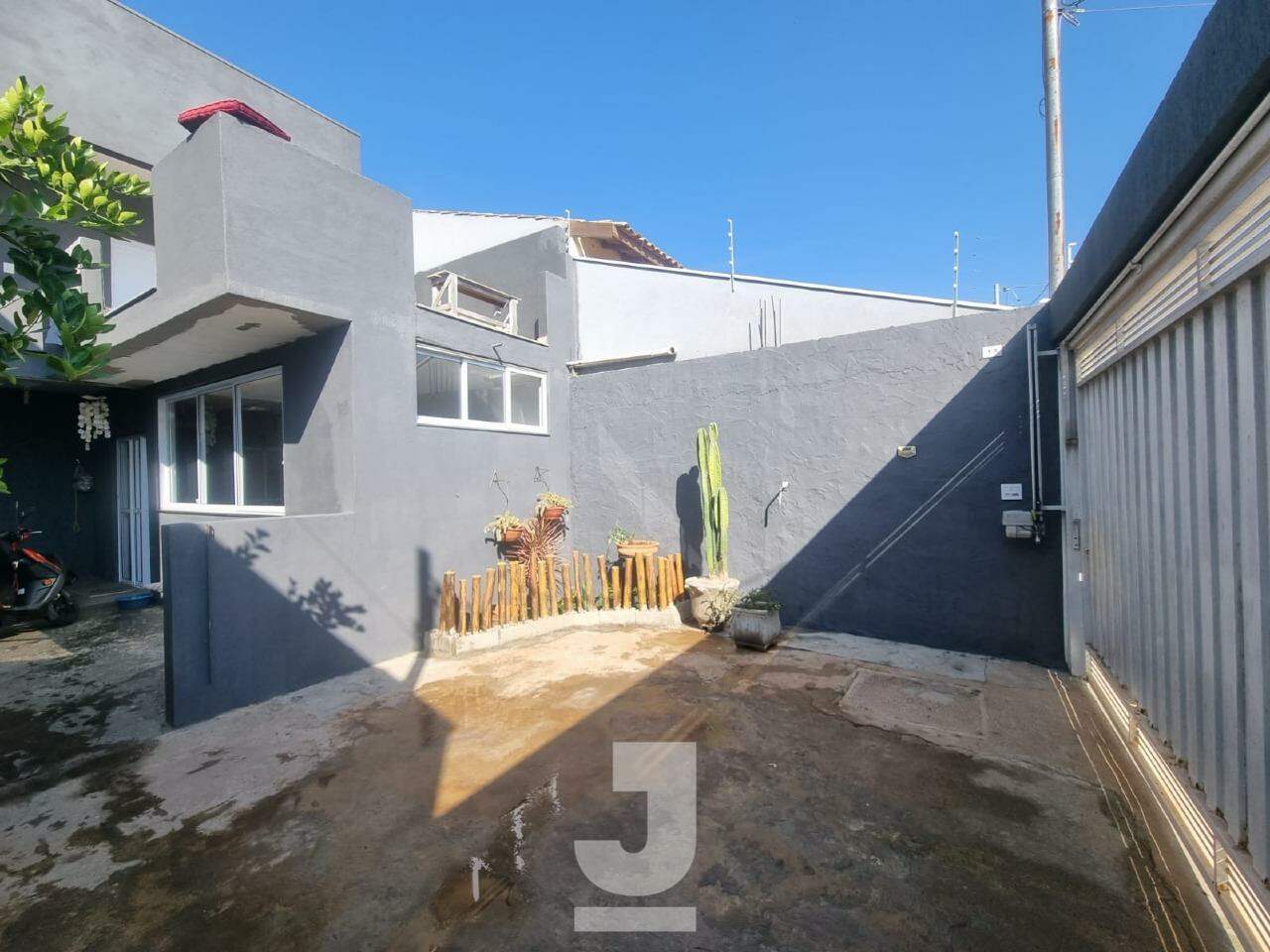 Casa à venda com 2 quartos, 140m² - Foto 4