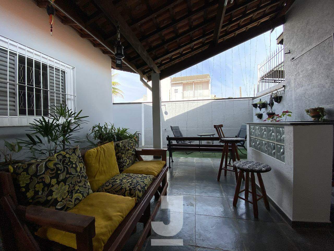 Casa à venda com 3 quartos, 136m² - Foto 4