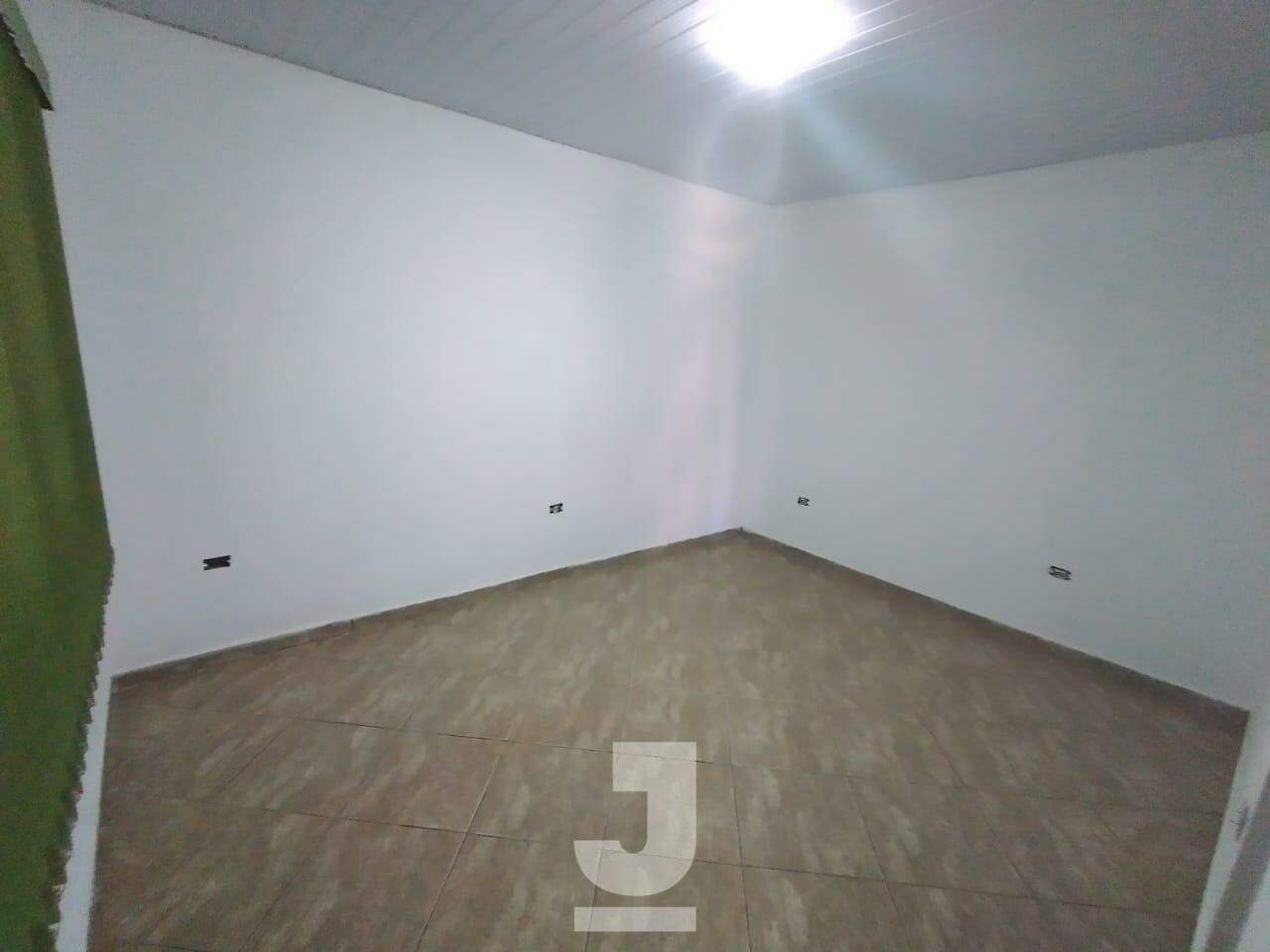 Casa à venda com 1 quarto, 200m² - Foto 3