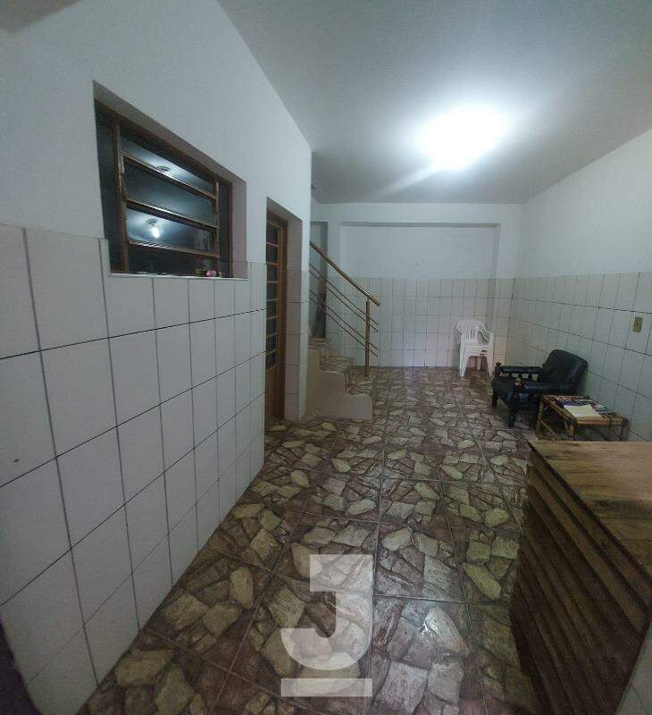 Casa à venda com 3 quartos, 180m² - Foto 4