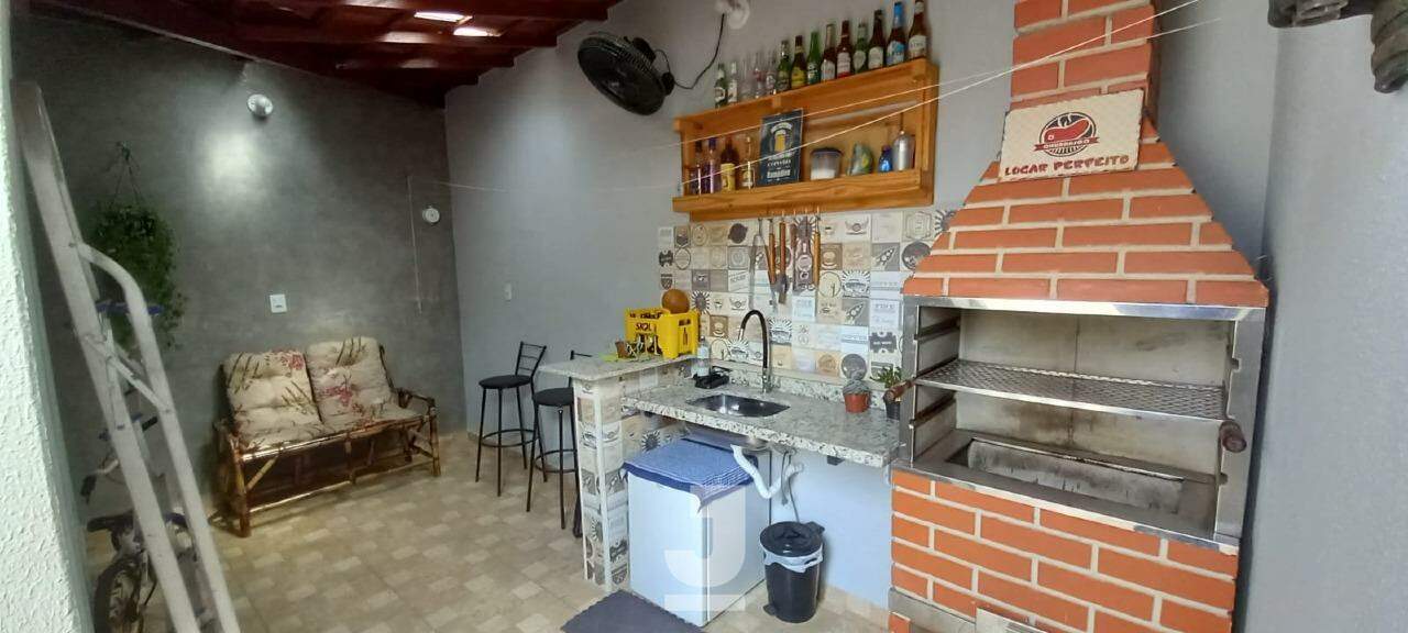 Casa à venda com 2 quartos, 140m² - Foto 4