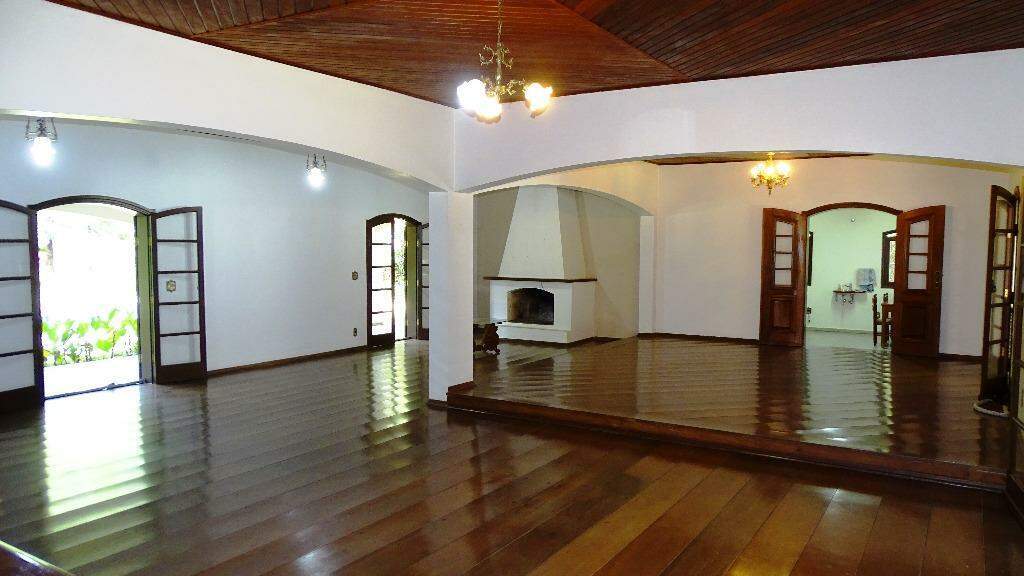 Casa de Condomínio à venda com 8 quartos, 700m² - Foto 9