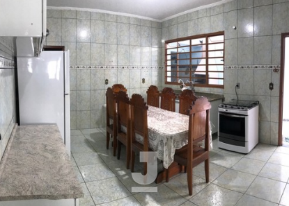 Casa à venda com 3 quartos, 192m² - Foto 4