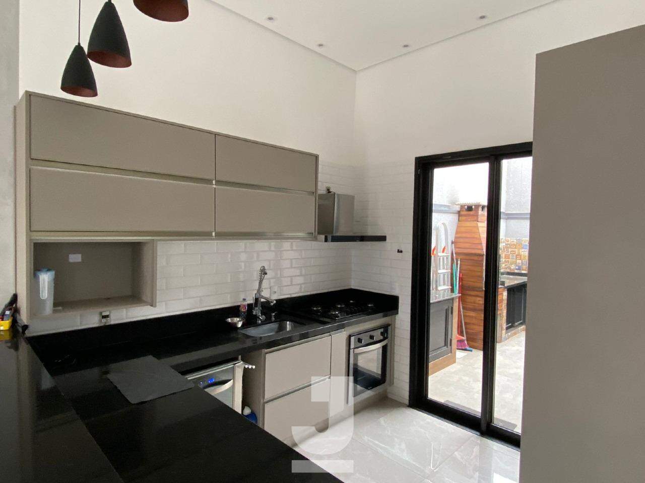 Casa à venda com 3 quartos, 87m² - Foto 4