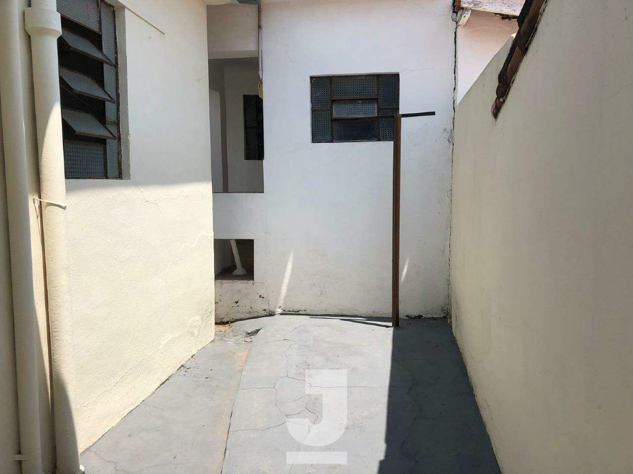 Casa à venda com 3 quartos, 136m² - Foto 17