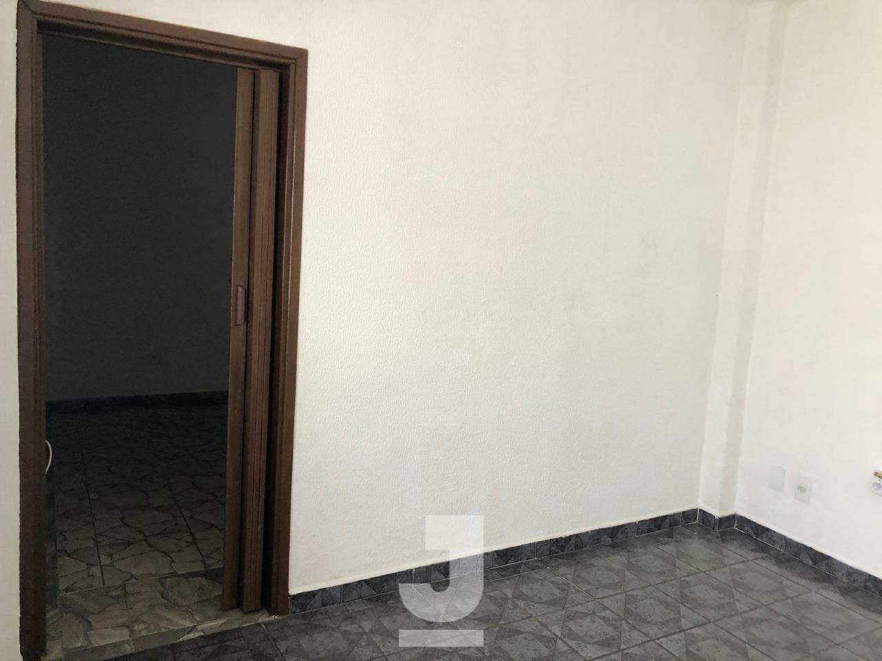 Casa à venda com 3 quartos, 136m² - Foto 3