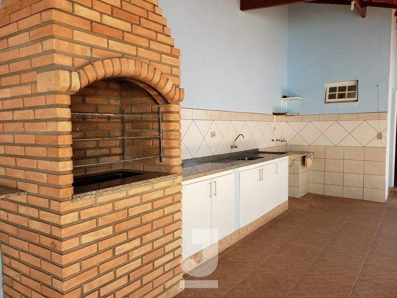 Casa à venda com 3 quartos, 264m² - Foto 25