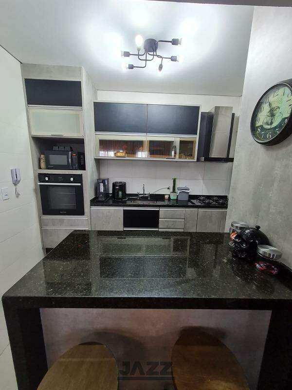 Apartamento à venda com 2 quartos, 67m² - Foto 17