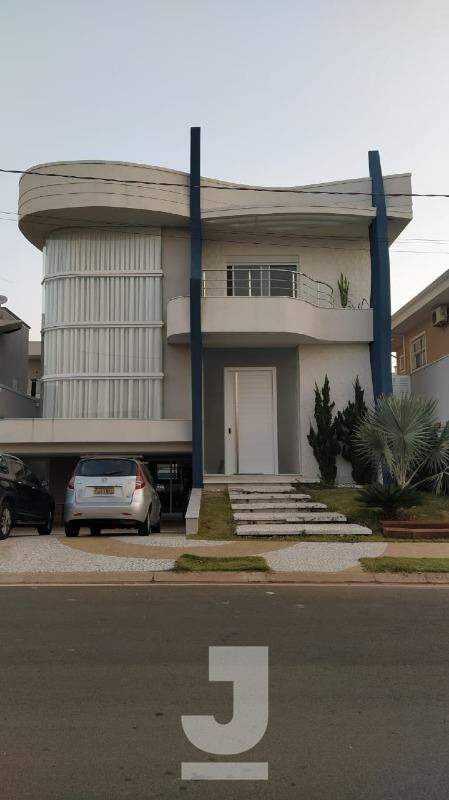 Casa de Condomínio à venda com 3 quartos, 440m² - Foto 2