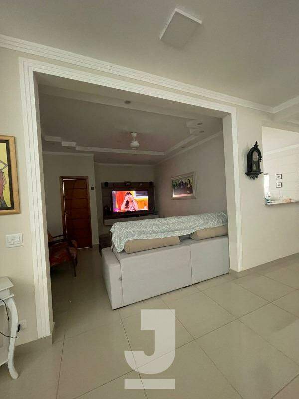 Casa de Condomínio à venda com 3 quartos, 237m² - Foto 17