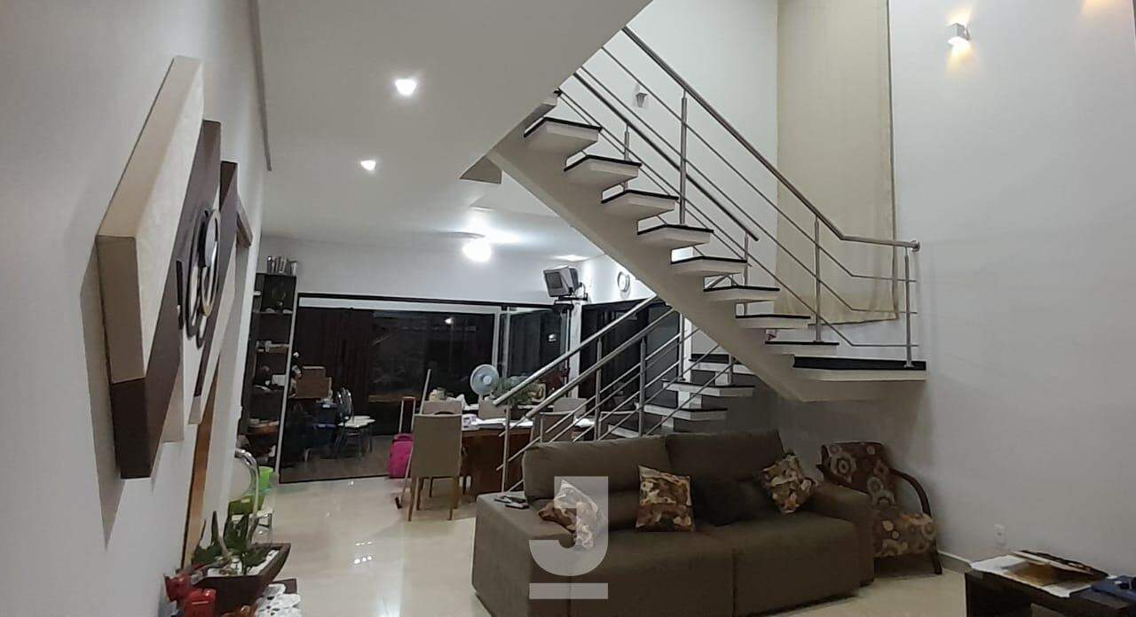 Casa de Condomínio à venda com 4 quartos, 203m² - Foto 8