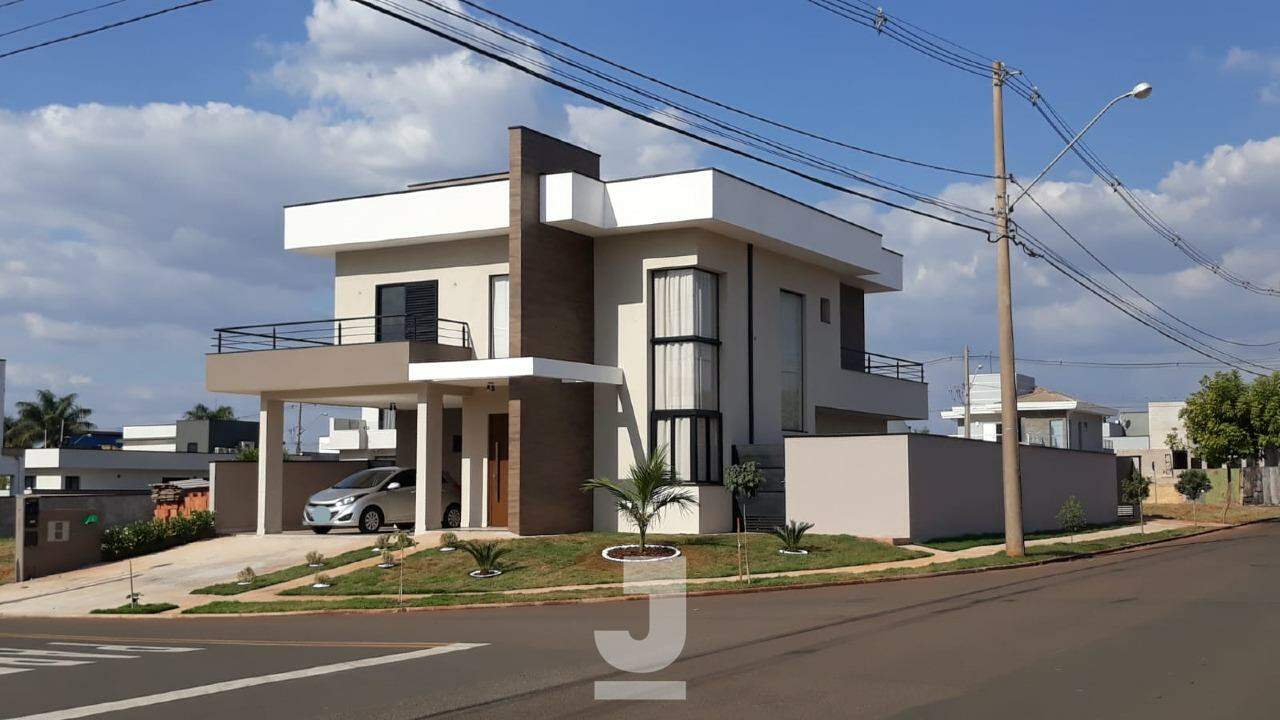 Casa de Condomínio à venda com 4 quartos, 203m² - Foto 1