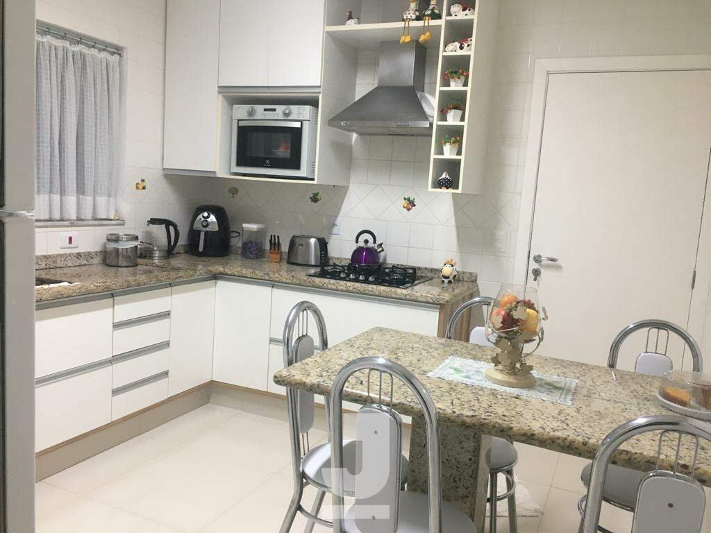 Casa de Condomínio à venda com 3 quartos, 150m² - Foto 2