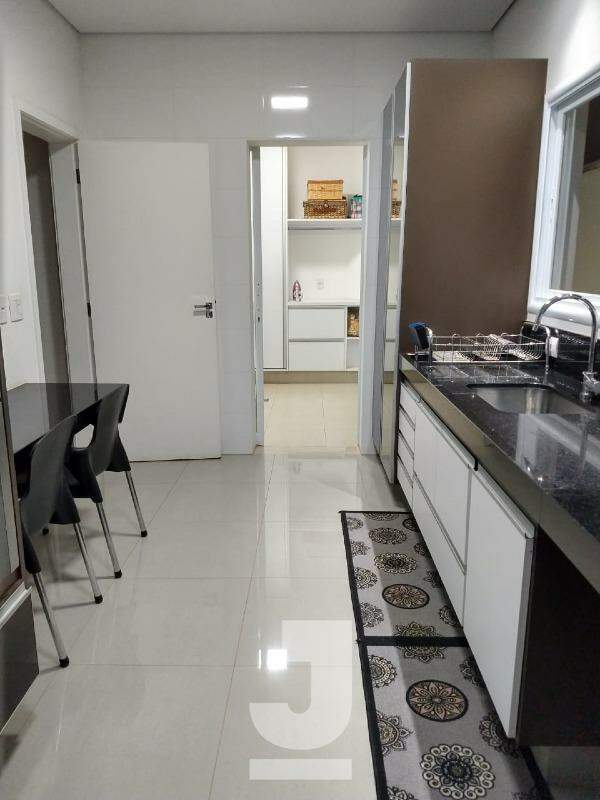 Casa de Condomínio à venda com 3 quartos, 300m² - Foto 8