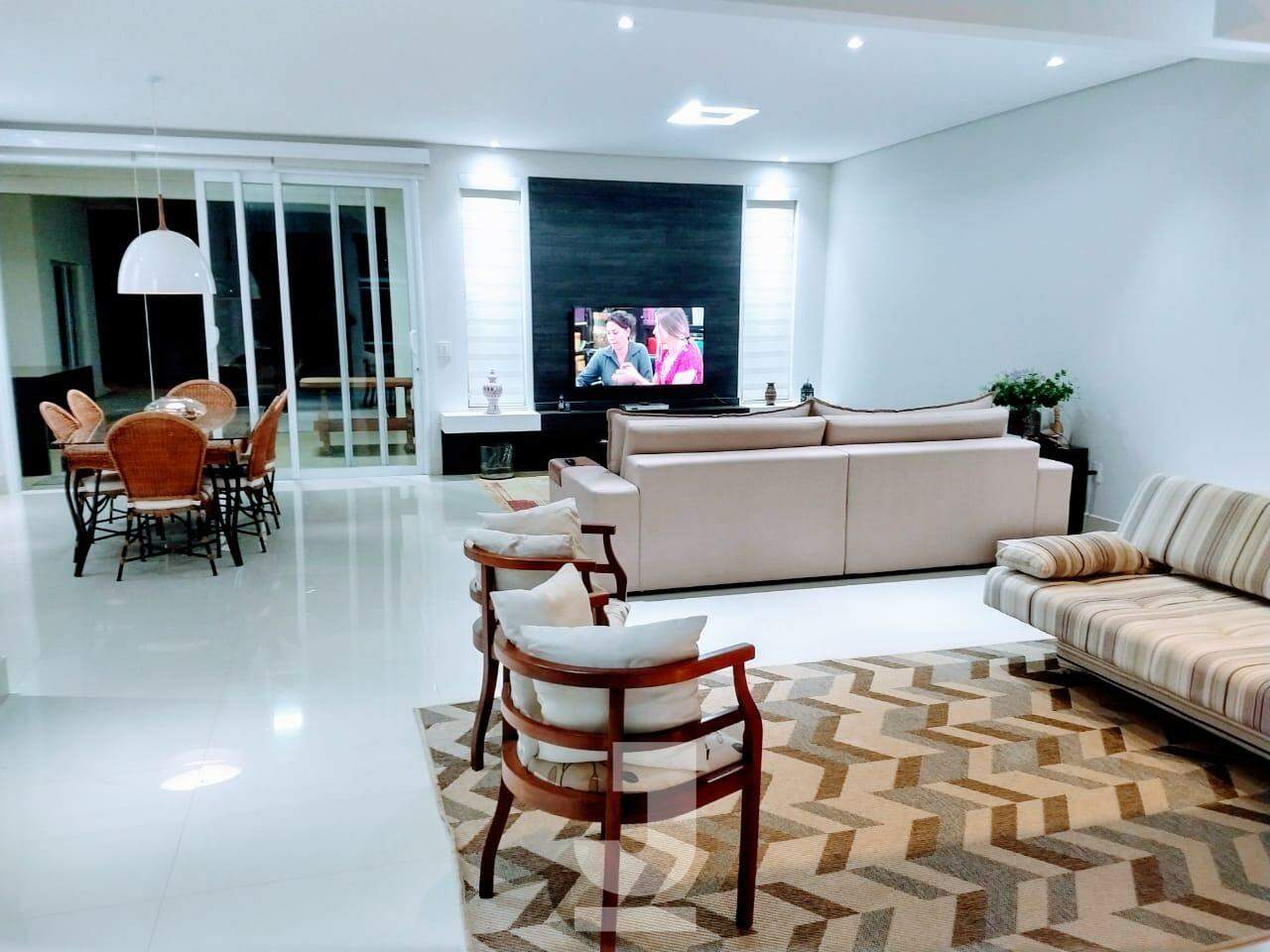 Casa de Condomínio à venda com 3 quartos, 300m² - Foto 5