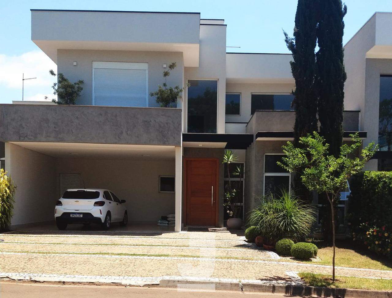 Casa de Condomínio à venda com 3 quartos, 300m² - Foto 1