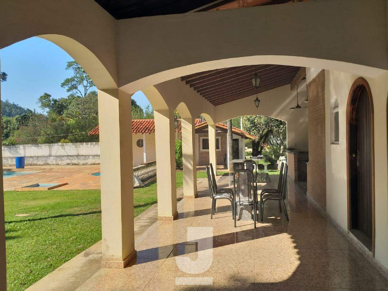 Fazenda à venda com 2 quartos, 200m² - Foto 31