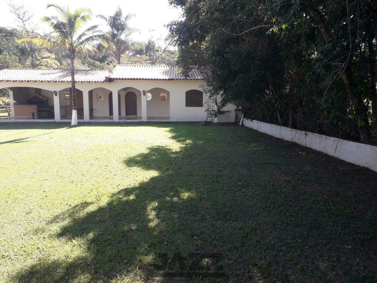 Fazenda à venda com 2 quartos, 200m² - Foto 2