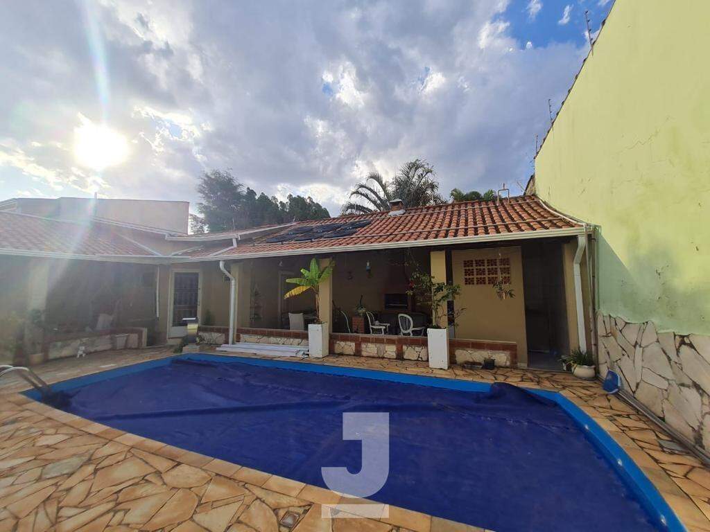 Casa à venda com 5 quartos, 174m² - Foto 10