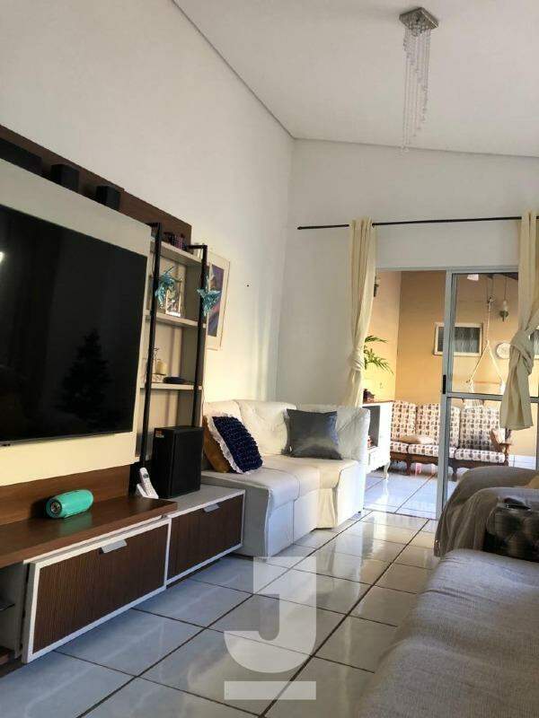 Casa à venda com 5 quartos, 174m² - Foto 35