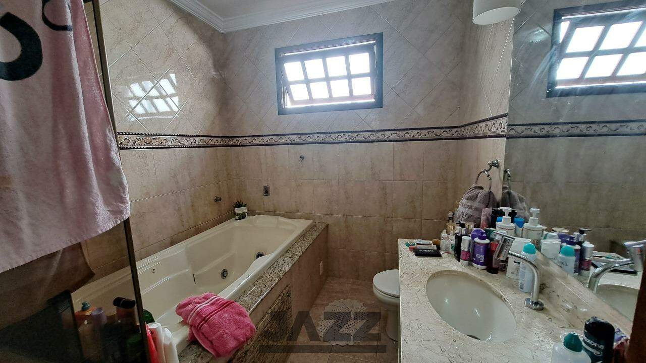 Casa, 3 quartos, 200 m² - Foto 22
