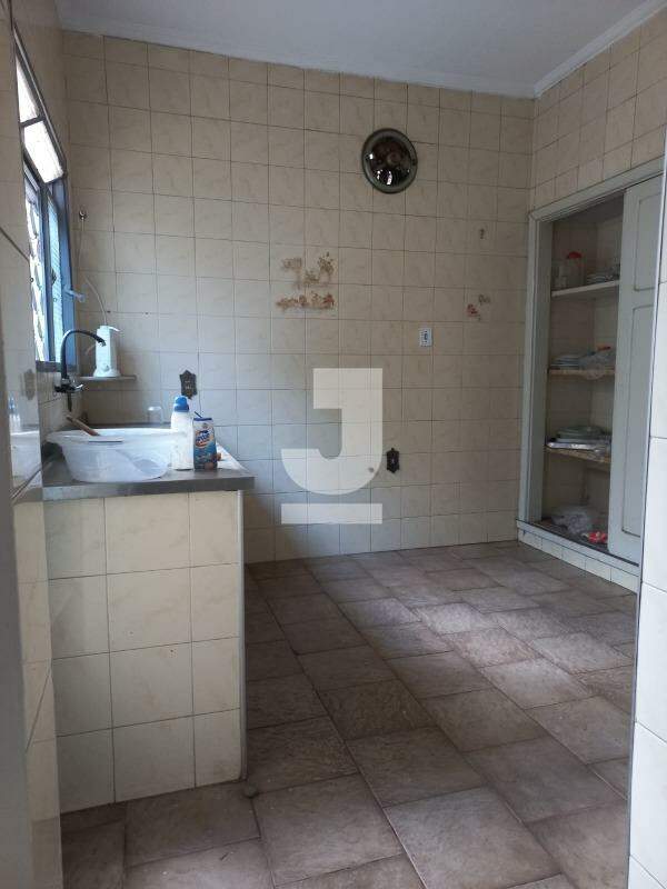 Casa à venda com 3 quartos, 227m² - Foto 28