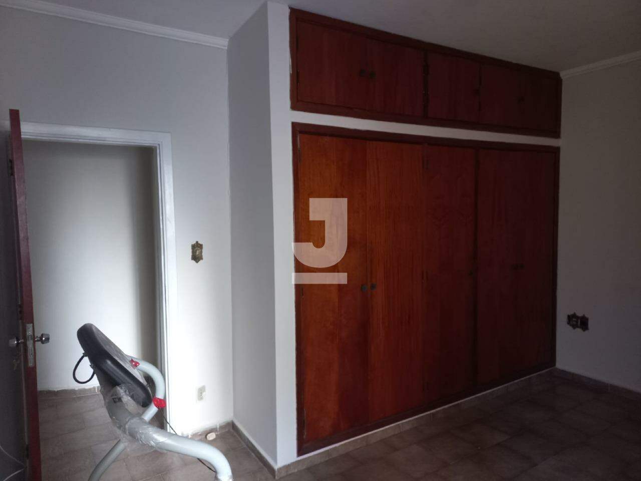 Casa à venda com 3 quartos, 227m² - Foto 21