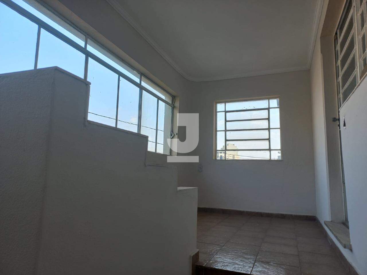 Casa à venda com 3 quartos, 227m² - Foto 16