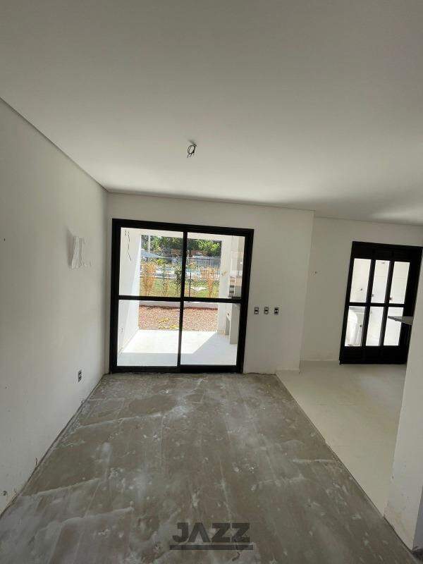 Casa à venda com 3 quartos, 92m² - Foto 5