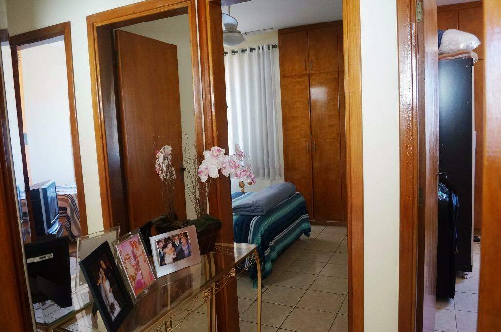 Apartamento à venda com 3 quartos, 182m² - Foto 29