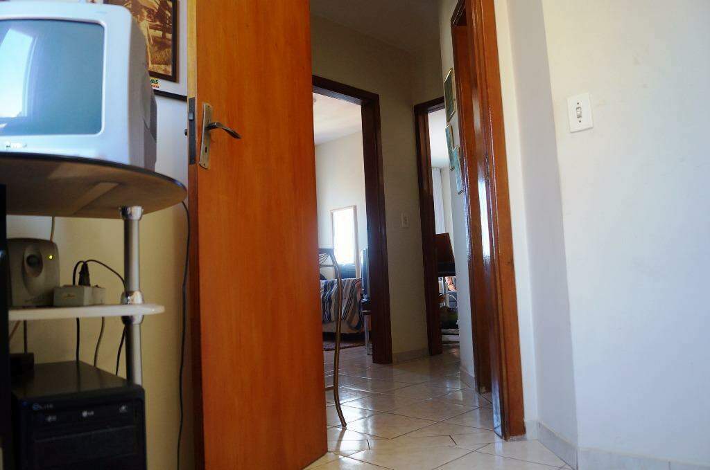 Apartamento à venda com 3 quartos, 182m² - Foto 26