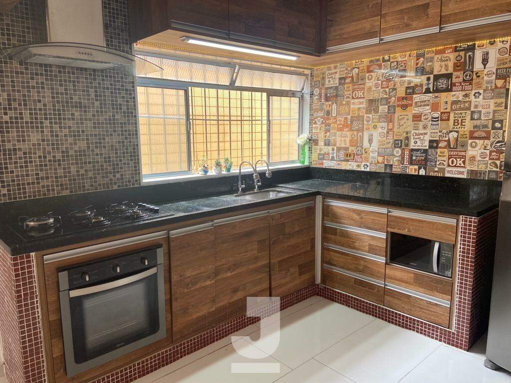 Casa à venda com 3 quartos, 200m² - Foto 5