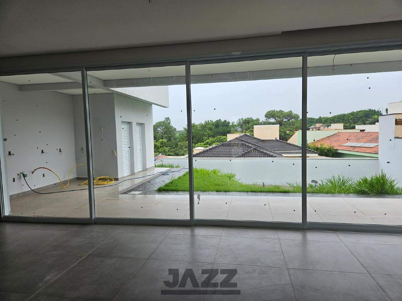 Casa de Condomínio à venda com 4 quartos, 255m² - Foto 5