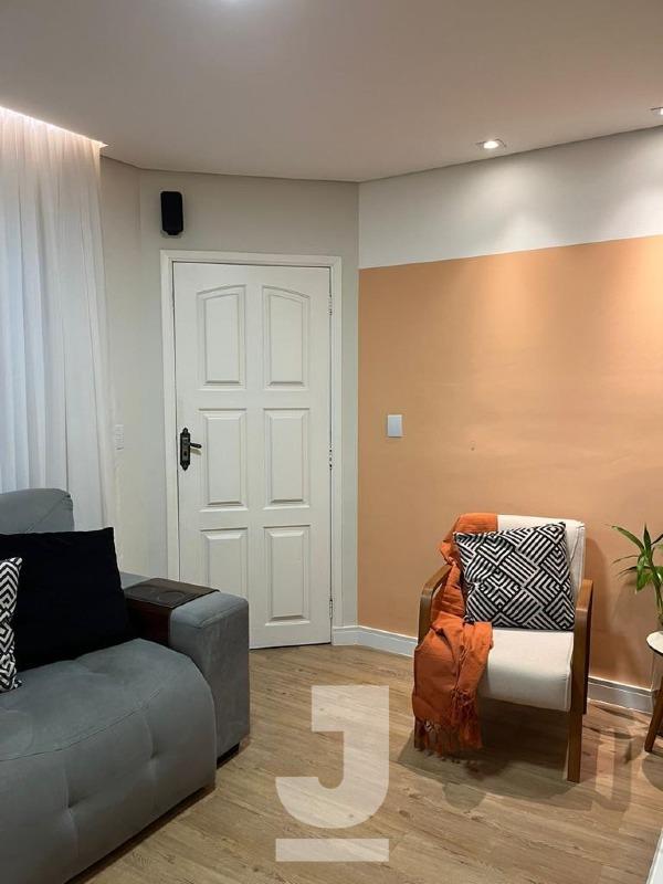 Casa à venda com 3 quartos, 87m² - Foto 2