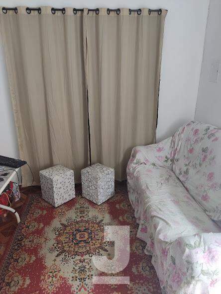 Casa à venda com 3 quartos, 150m² - Foto 1