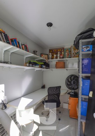 Casa de Condomínio à venda com 4 quartos, 229m² - Foto 24