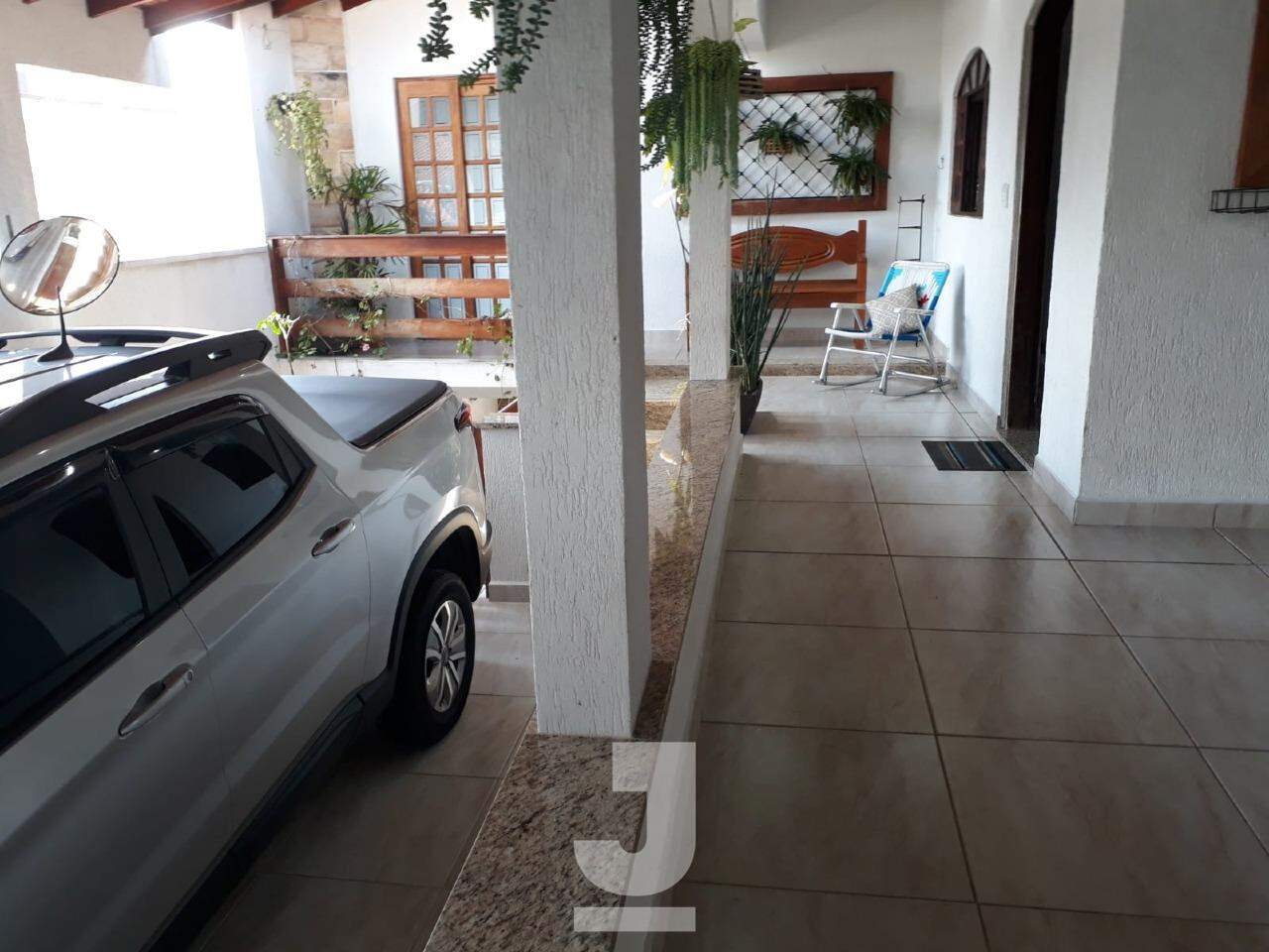 Casa à venda com 2 quartos, 334m² - Foto 4