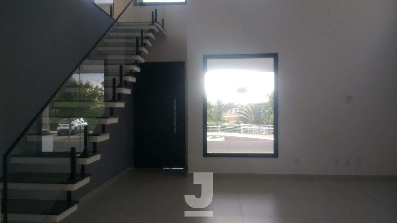 Casa de Condomínio à venda com 3 quartos, 202m² - Foto 4