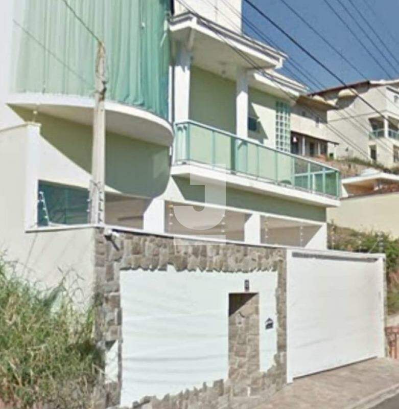 Casa à venda com 4 quartos, 300m² - Foto 3