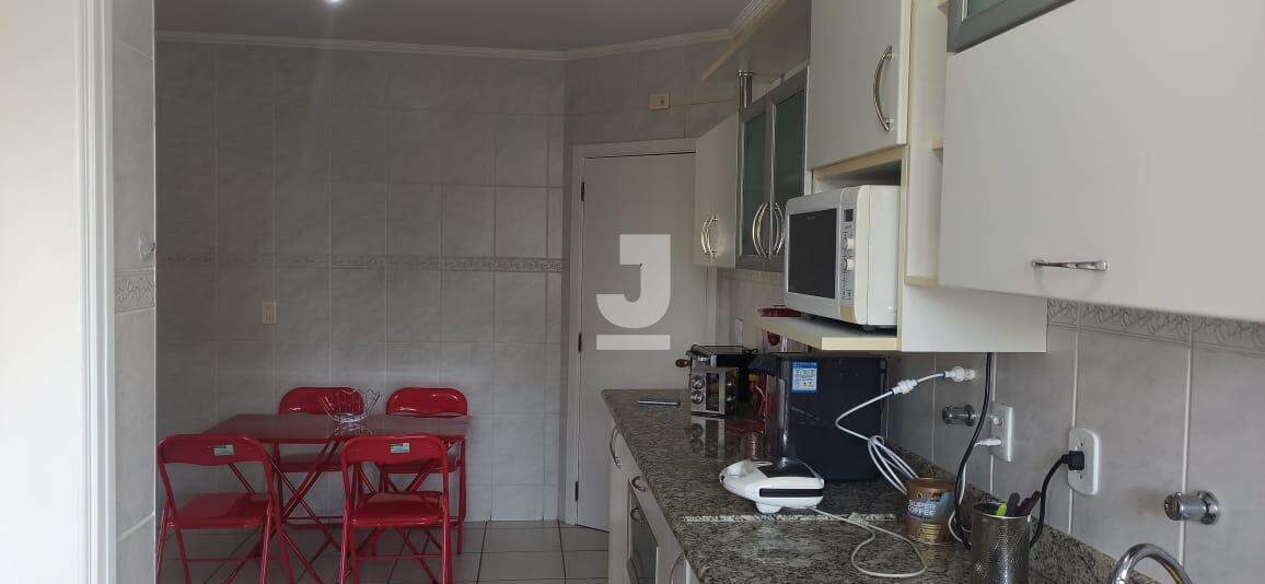 Apartamento à venda com 4 quartos, 133m² - Foto 4