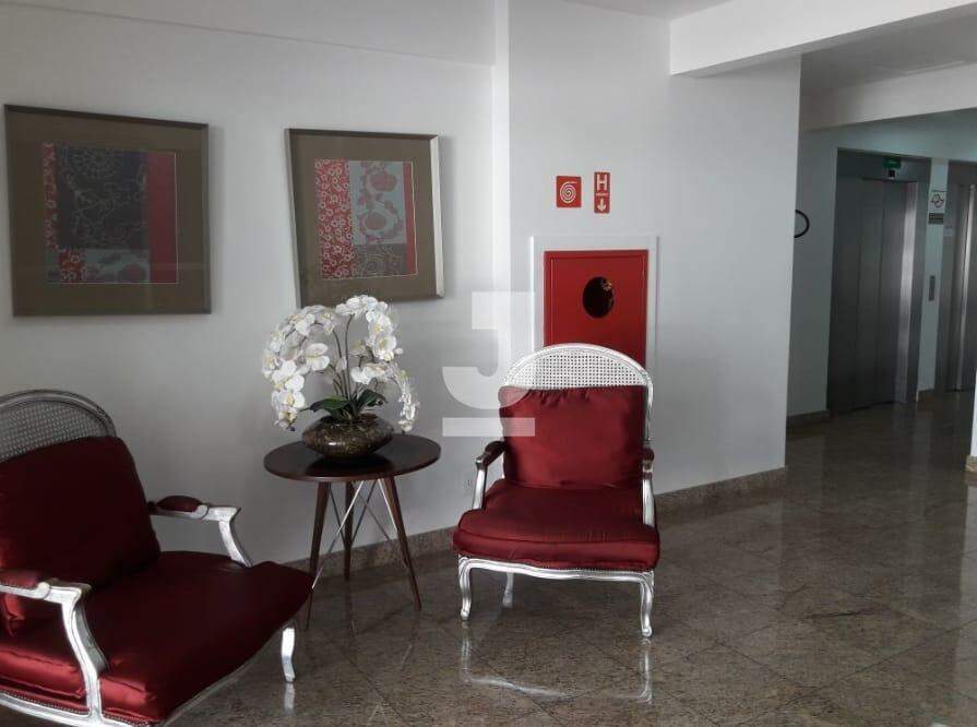 Apartamento à venda com 3 quartos, 211m² - Foto 37