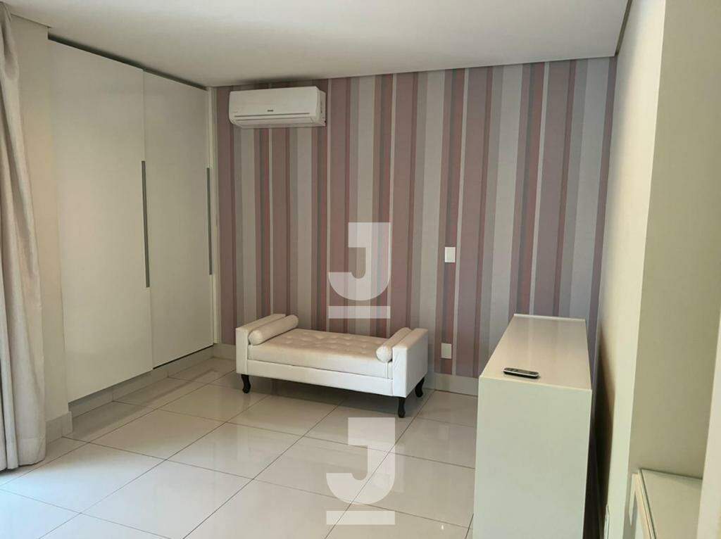 Casa à venda com 3 quartos, 240m² - Foto 8