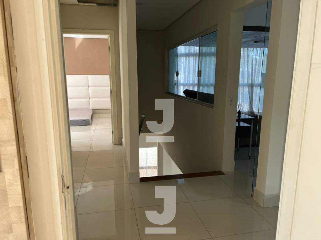 Casa à venda com 3 quartos, 240m² - Foto 22