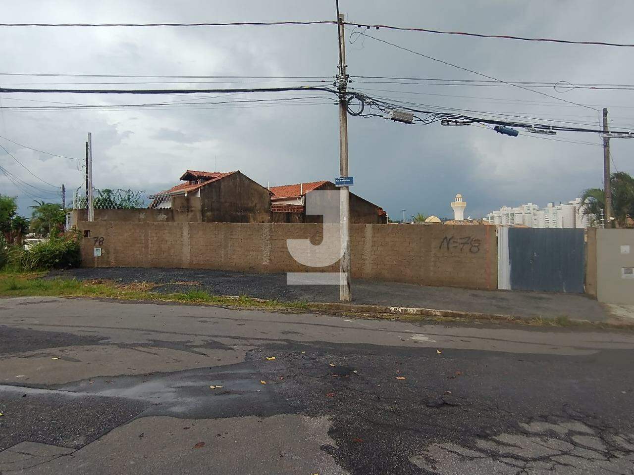 Terreno à venda, 666m² - Foto 1