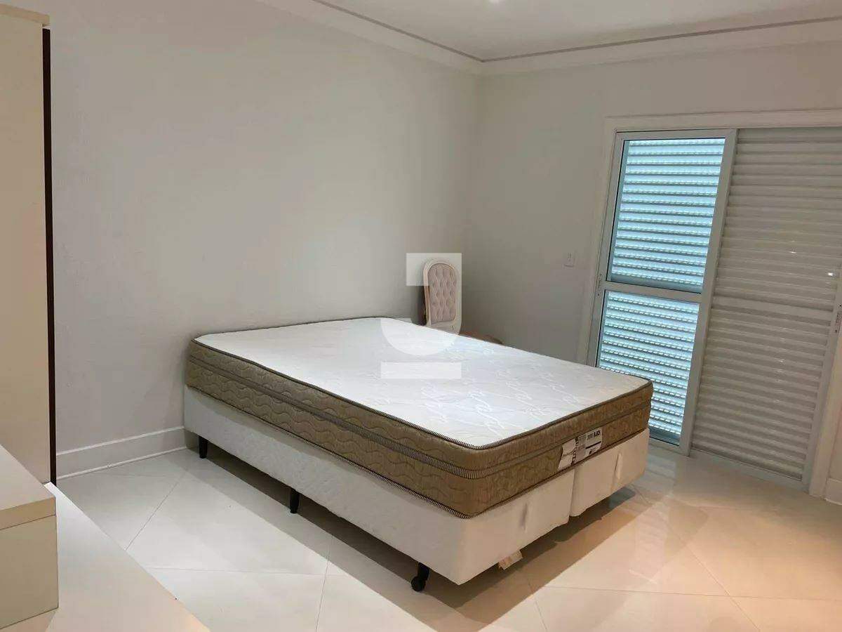 Casa à venda com 6 quartos, 580m² - Foto 11