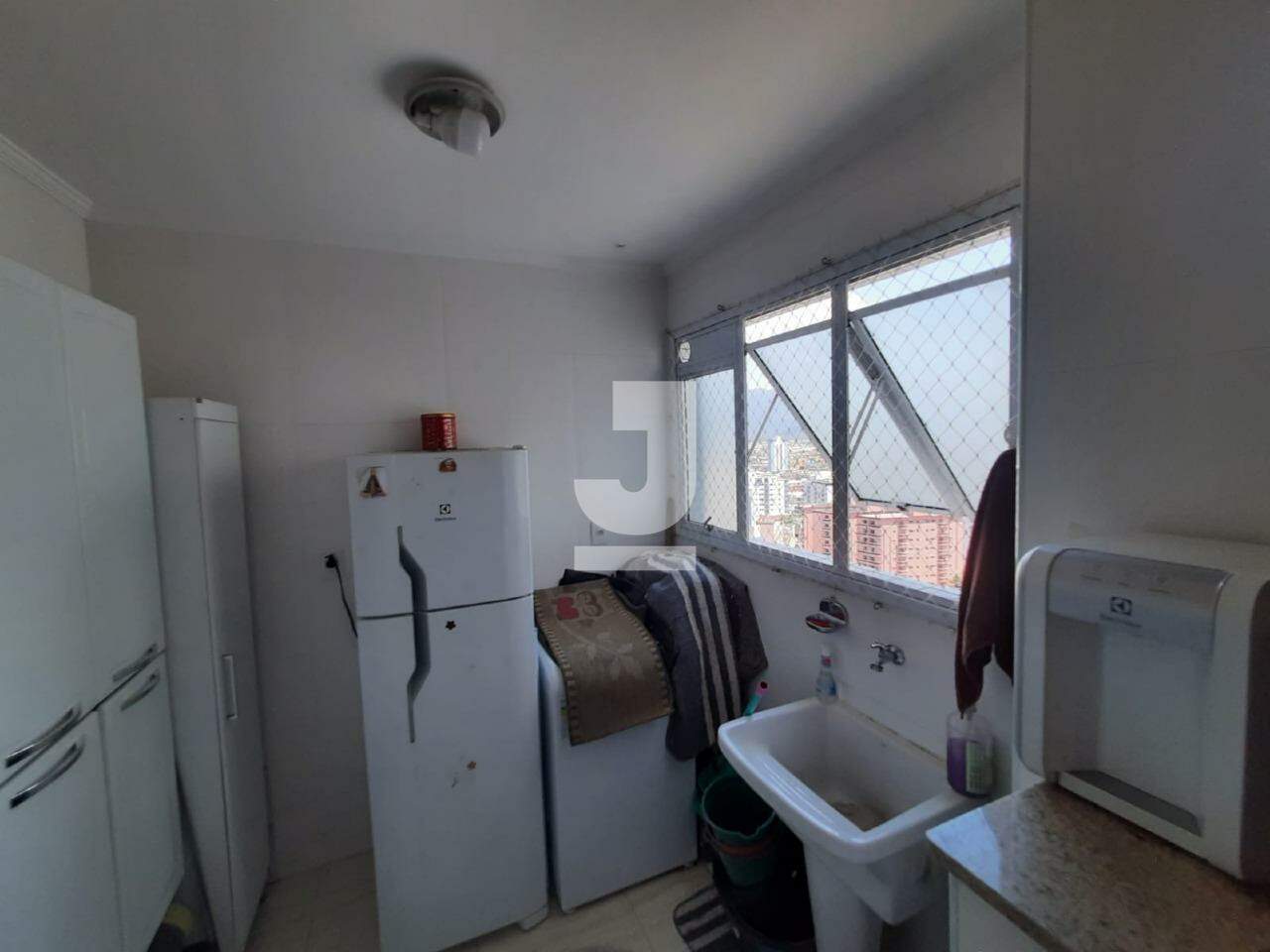 Apartamento à venda com 3 quartos, 170m² - Foto 8