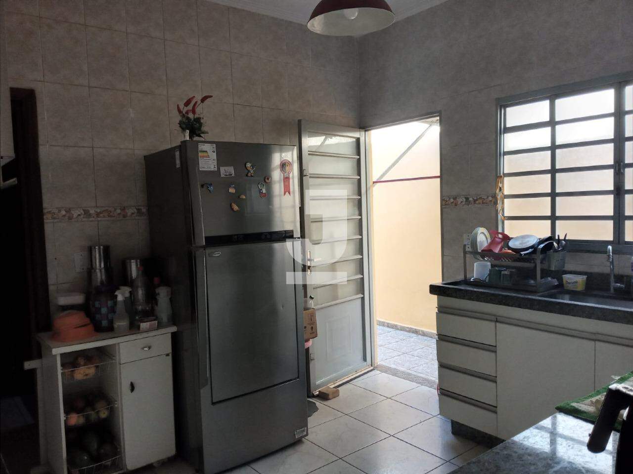 Casa à venda com 2 quartos, 92m² - Foto 11